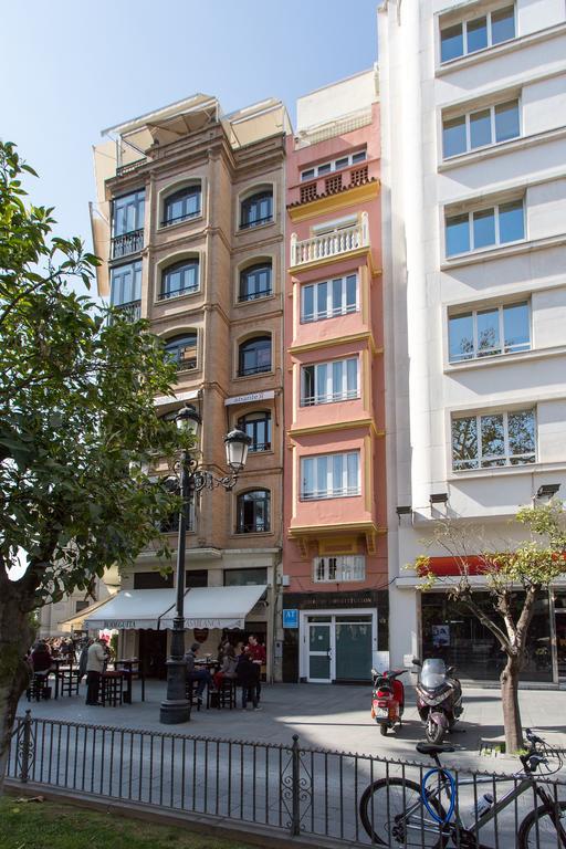 Apartamentos Edificio Constitucion Sevilla Værelse billede