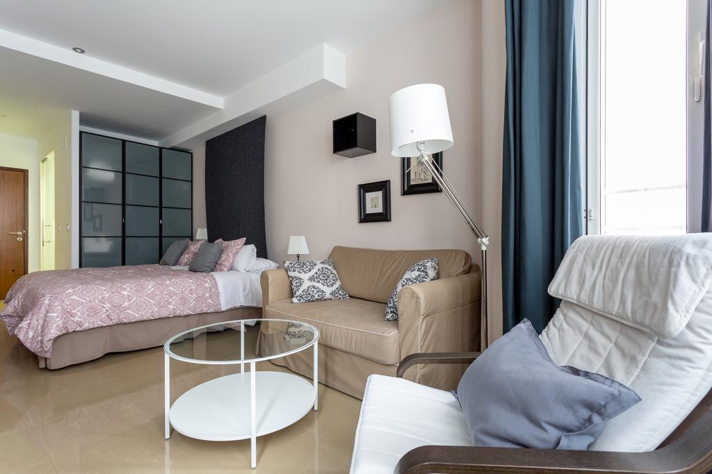 Apartamentos Edificio Constitucion Sevilla Eksteriør billede