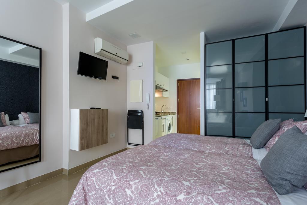 Apartamentos Edificio Constitucion Sevilla Eksteriør billede