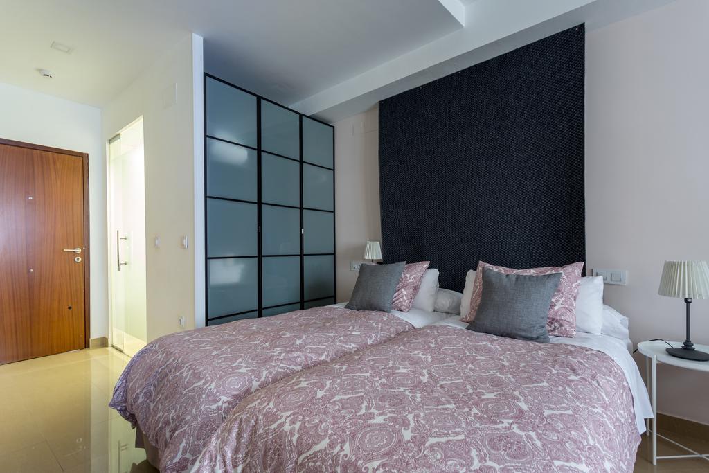 Apartamentos Edificio Constitucion Sevilla Eksteriør billede