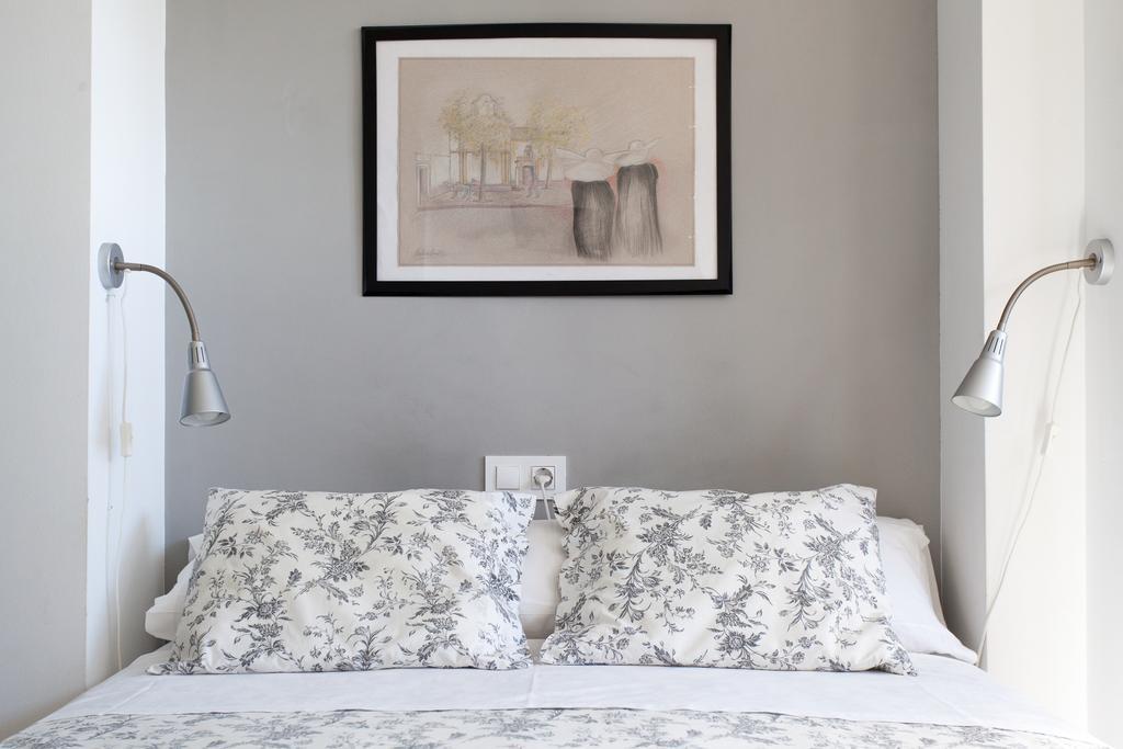 Apartamentos Edificio Constitucion Sevilla Eksteriør billede